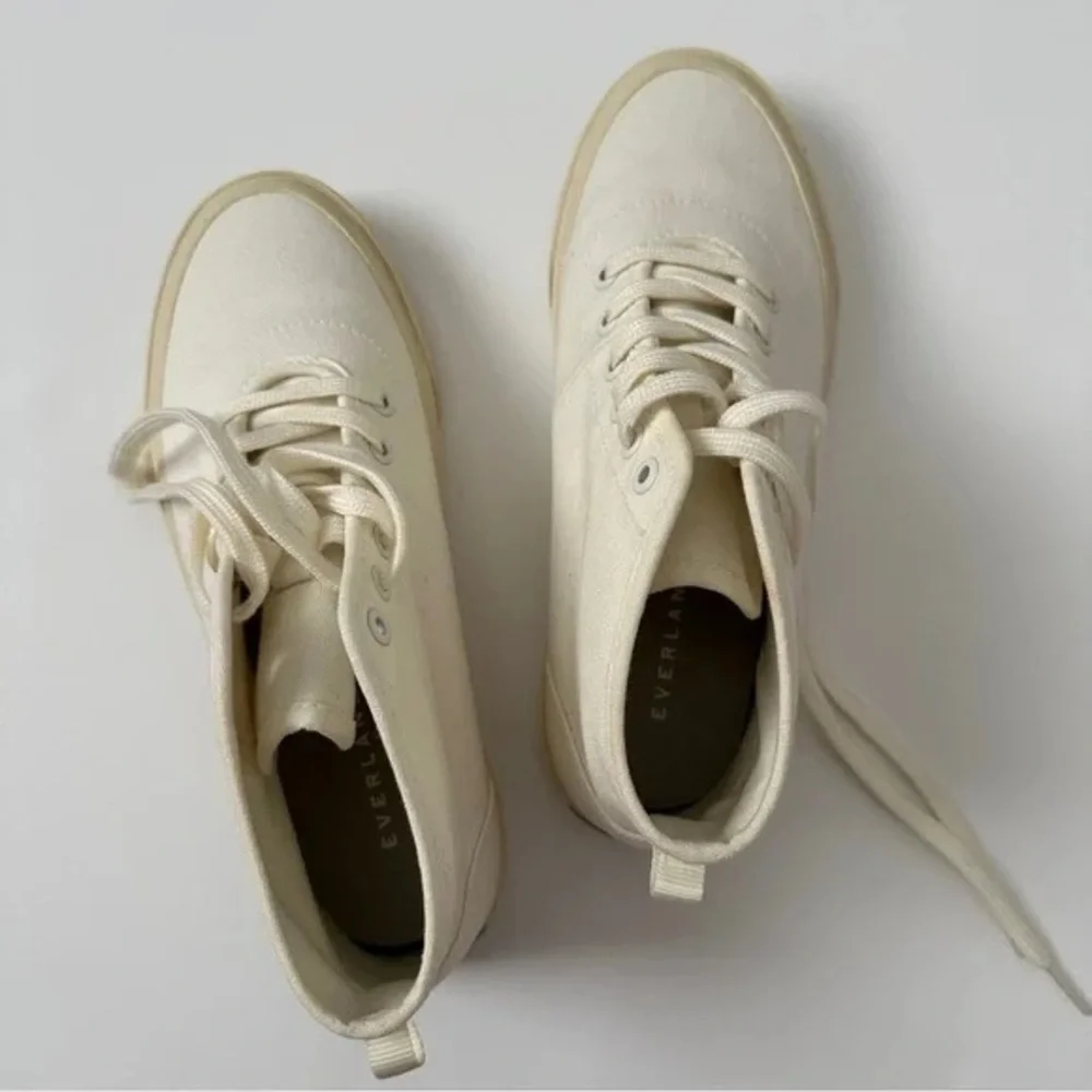 Everlane Off White High-Top Canvas Sneakers 6W / 4M Unisex